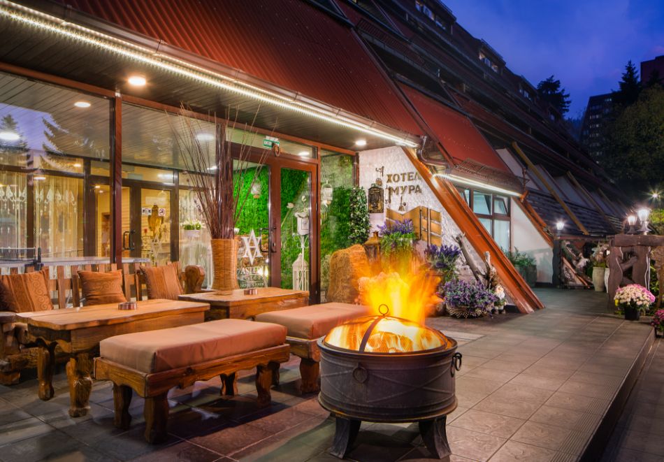 На ски в Боровец: Нощувка на човек със закуска в хотел Мура. Дете до 12г. - БЕЗПЛАТНО!, снимка 17