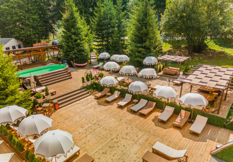 На ски в Боровец: Нощувка на човек със закуска в хотел Мура. Дете до 12г. - БЕЗПЛАТНО!, снимка 3