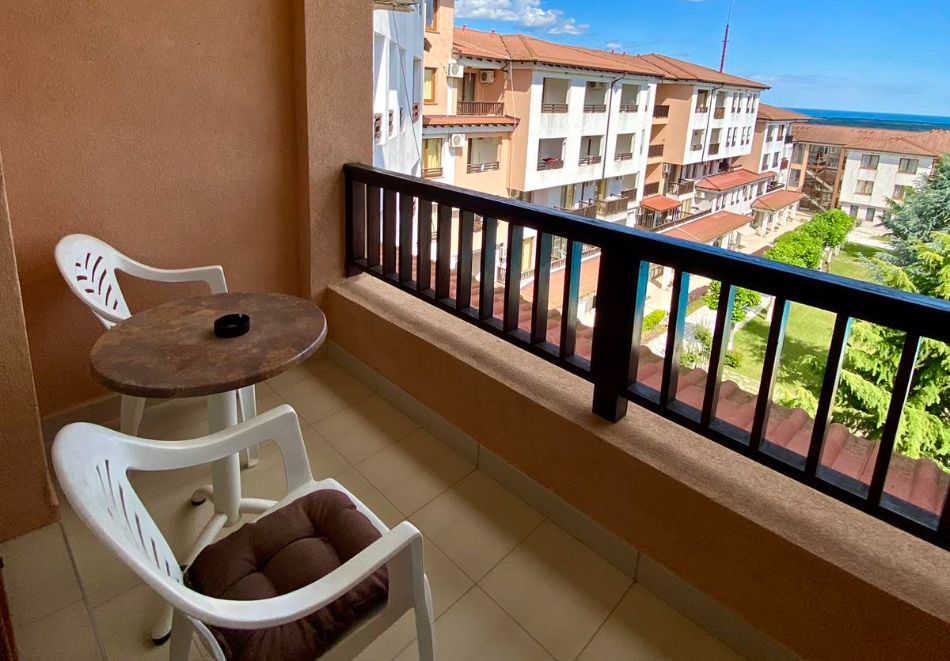 Апартамент Джулия в комплекс Хармони Хилс, к к Албена, с. Рогачево, снимка 8