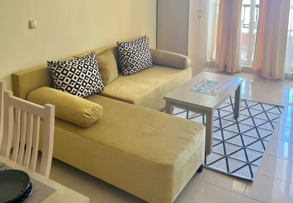 Апартамент Джулия в комплекс Хармони Хилс, к к Албена, с. Рогачево, снимка 10