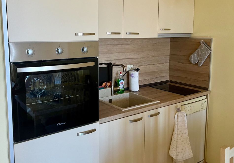 Апартамент Джулия в комплекс Хармони Хилс, к к Албена, с. Рогачево, снимка 12