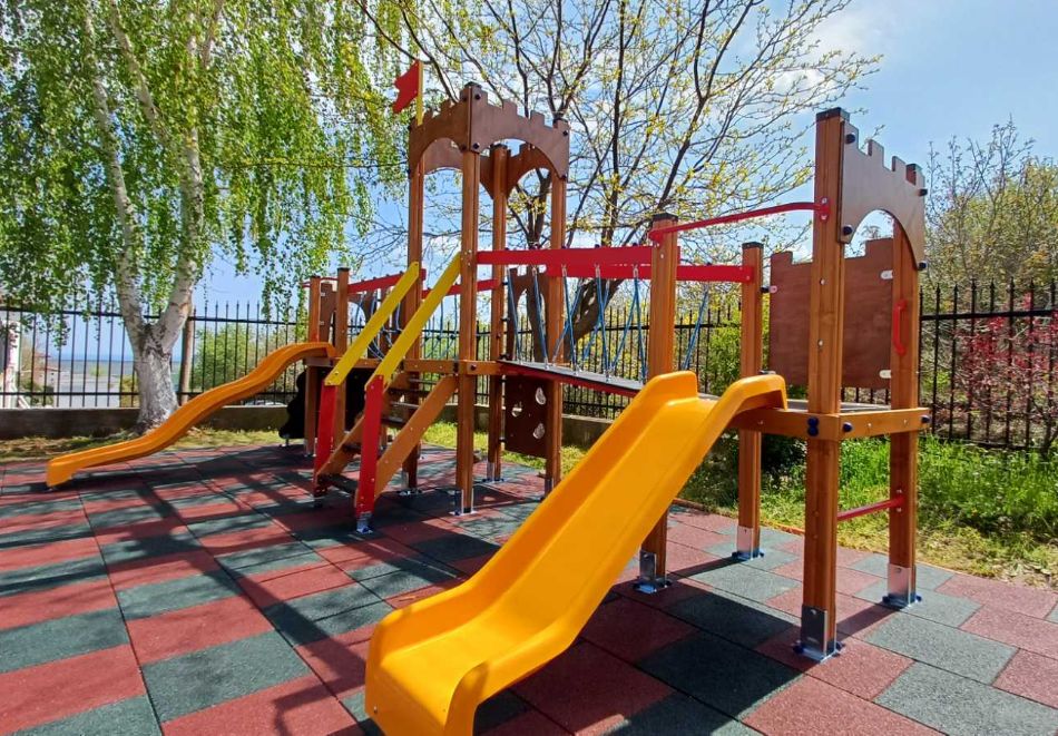 Апартамент Джулия в комплекс Хармони Хилс, к к Албена, с. Рогачево, снимка 18