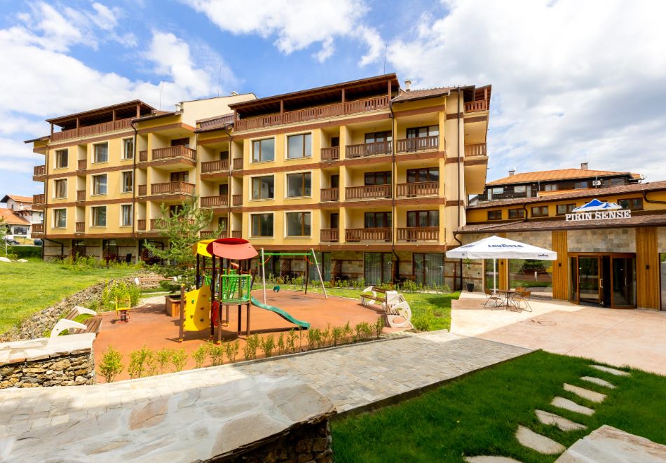 Апартаментен комплекс Пирин Сенс, Банско, снимка 3