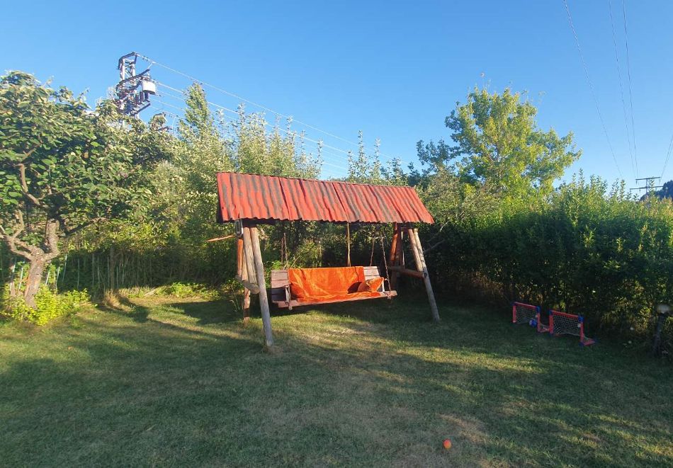 Нова 2026 година край Доспат! 2 или повече нощувки в хотел с капацитет 40 човека в хотел Зенит, Сатовча, снимка 17