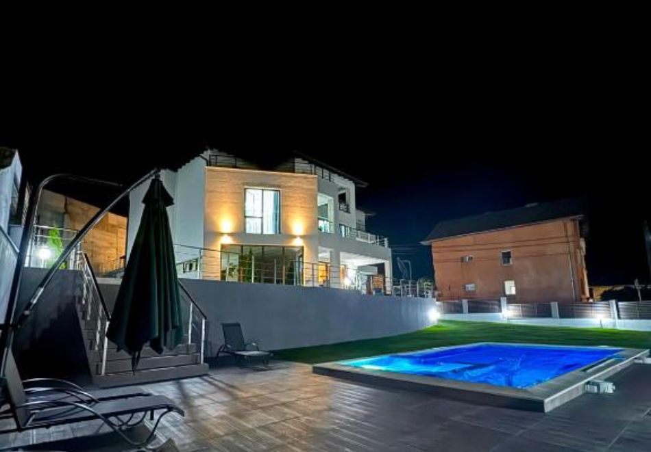 The Hillside Villa, Огняново, снимка 2