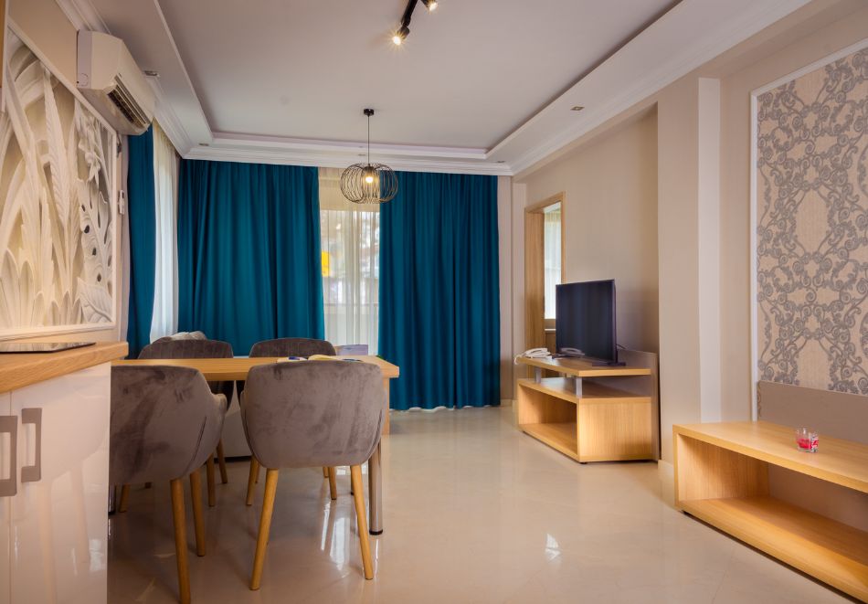 Релакс край Варна: Нощувка за двама, трима или четирима от Апарт хотел Вемара Сити, м-т Траката, снимка 17