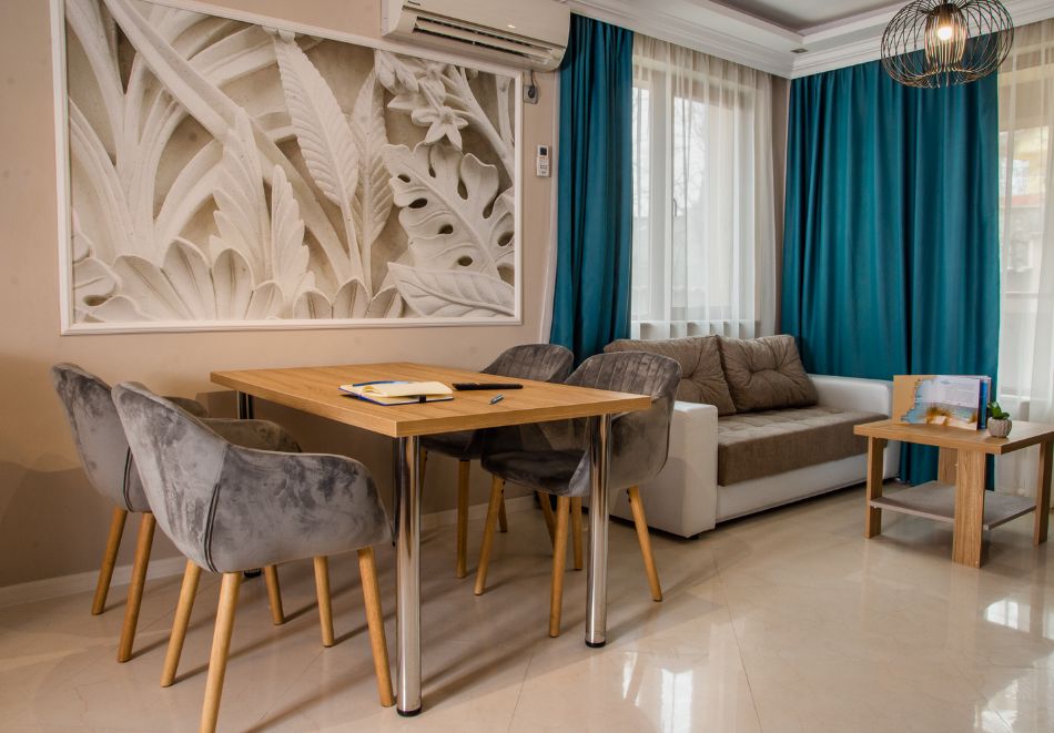 Релакс край Варна: Нощувка за двама, трима или четирима от Апарт хотел Вемара Сити, м-т Траката, снимка 16