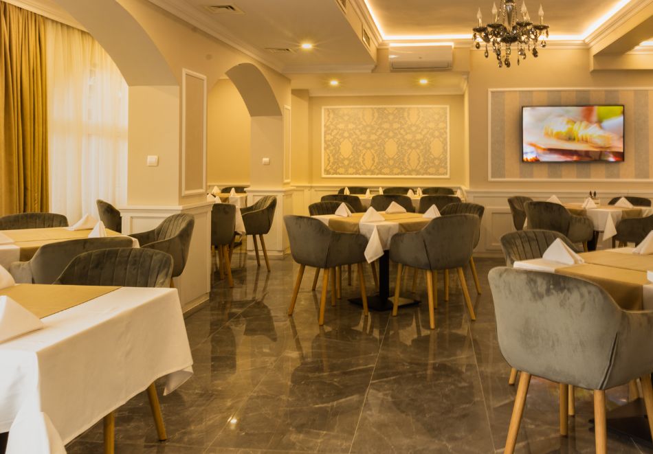 Релакс край Варна: Нощувка за двама, трима или четирима от Апарт хотел Вемара Сити, м-т Траката, снимка 7