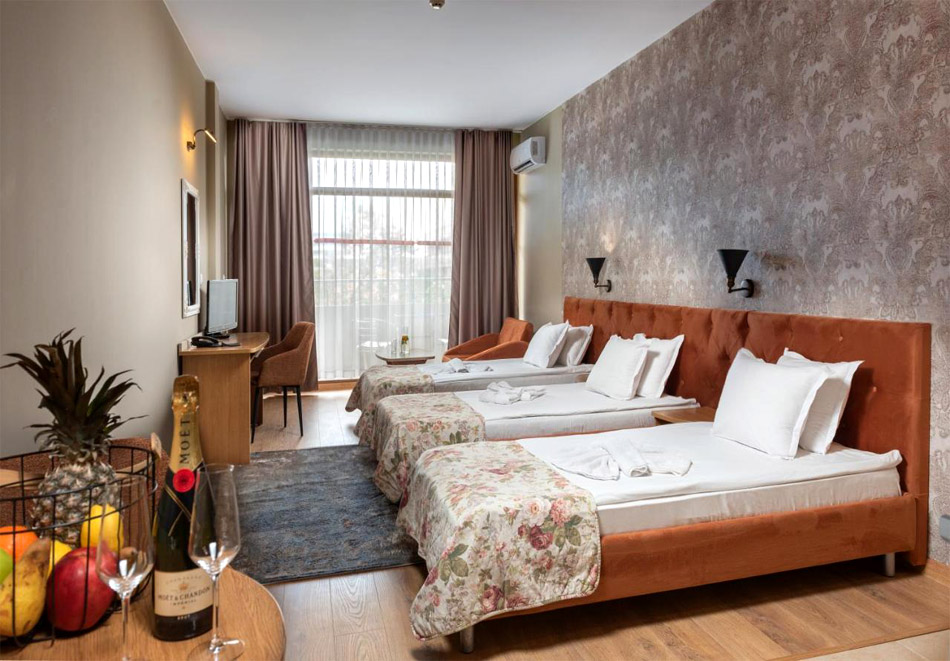 Нощувка на човек с възможност за закуска в хотел Авеню, Слънчев Бряг. Дете до 11.99г - БЕЗПЛАТНО!, снимка 15