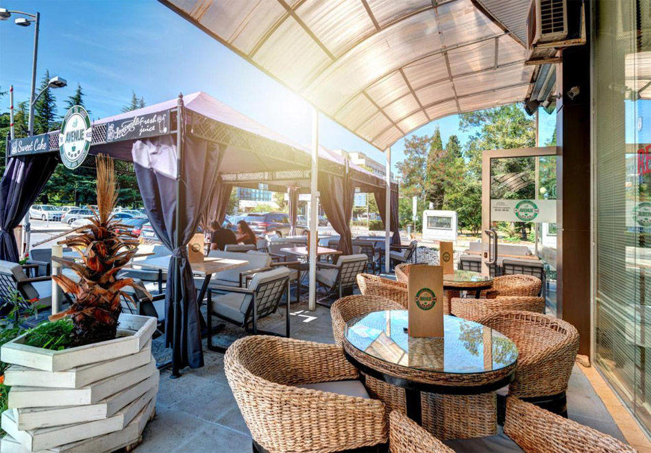 Нощувка на човек с възможност за закуска в хотел Авеню, Слънчев Бряг. Дете до 11.99г - БЕЗПЛАТНО!, снимка 4