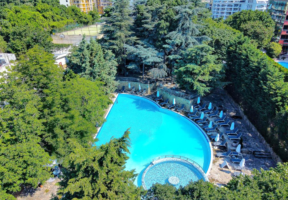 Нощувка на човек на база All Inclusive + басейн и джакузи от хотел Екселсиор****, Златни пясъци. Дете до 11.99г - БЕЗПЛАТНО!, снимка 3
