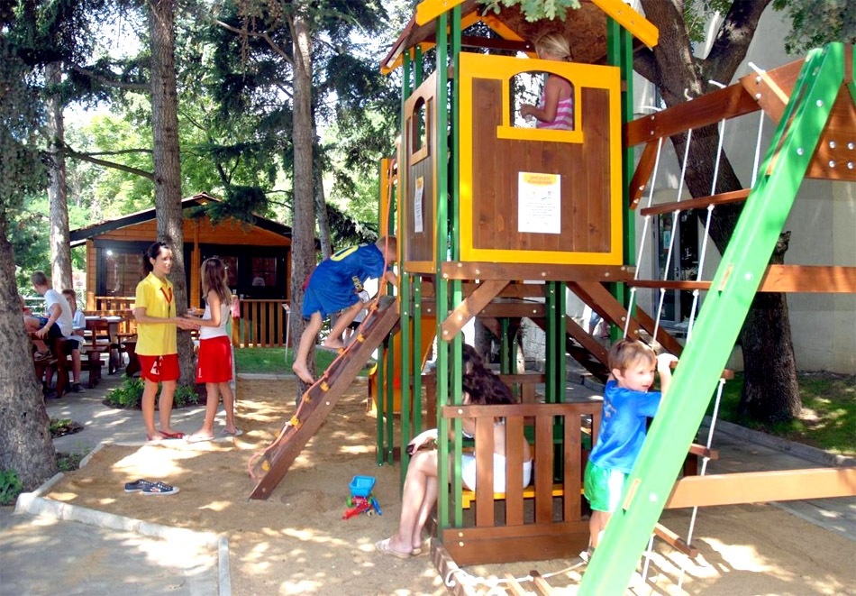 Нощувка на човек на база All Inclusive + басейн и джакузи от хотел Екселсиор****, Златни пясъци. Дете до 11.99г - БЕЗПЛАТНО!, снимка 6