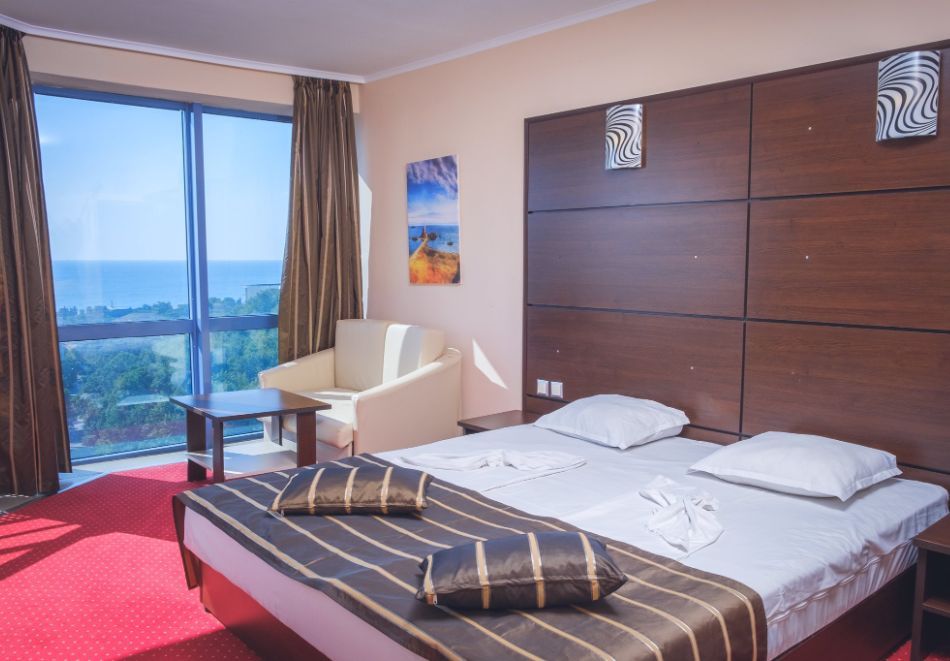 Ранни записвания за море 2026 в Златни пясъци: Нощувка на човек на база All Inclusive + басейн в хотел Реджина****. Дете до 11.99г. - БЕЗПЛАТНО!, снимка 8