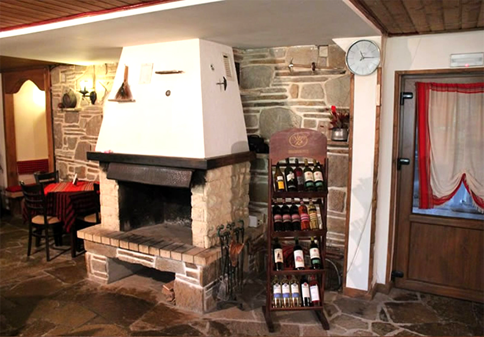 Коледа в Пампорово, в близост до писта №7 и лифт №1! 2, 3 или 4 нощувки на човек със закуски и вечери от Апартаменти Невада, снимка 13