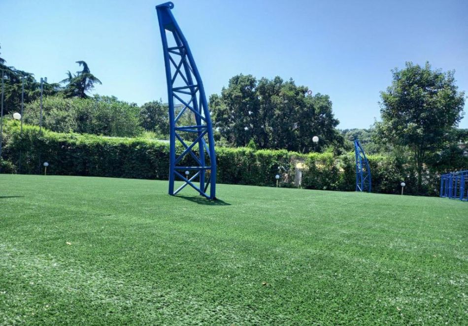 Нощувка за двама или трима на база All inclusive Light + басейн в хотел Карнивал, Златни пясъци, снимка 7