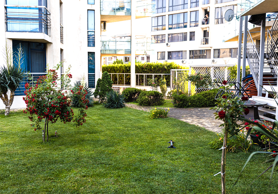 Нощувка на човек на база All Inclusive в Апарт хотел Синя Ривиера, Слънчев бряг, снимка 3