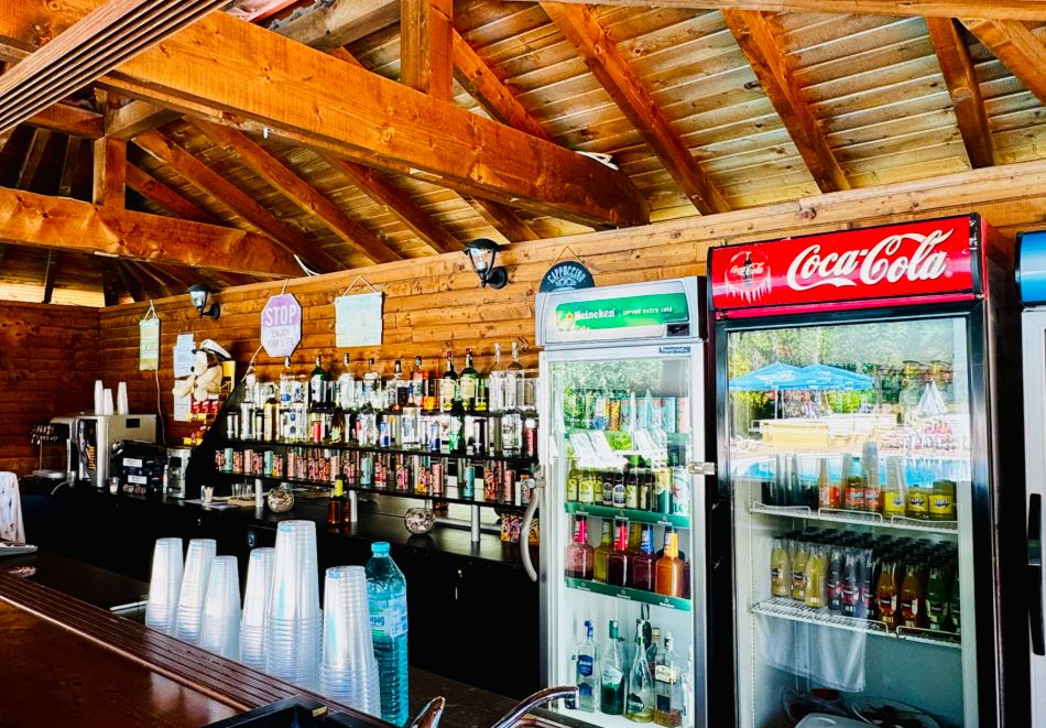 На 100м. от плаж Атлиман! Нощувка на човек на база All inclusive + басейн в хотел Нева, Китен, снимка 13