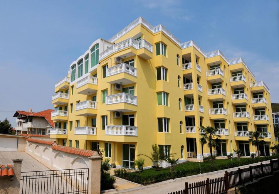 Апартаменти за гости в комплекс Марина Сънрайз, Свети Влас