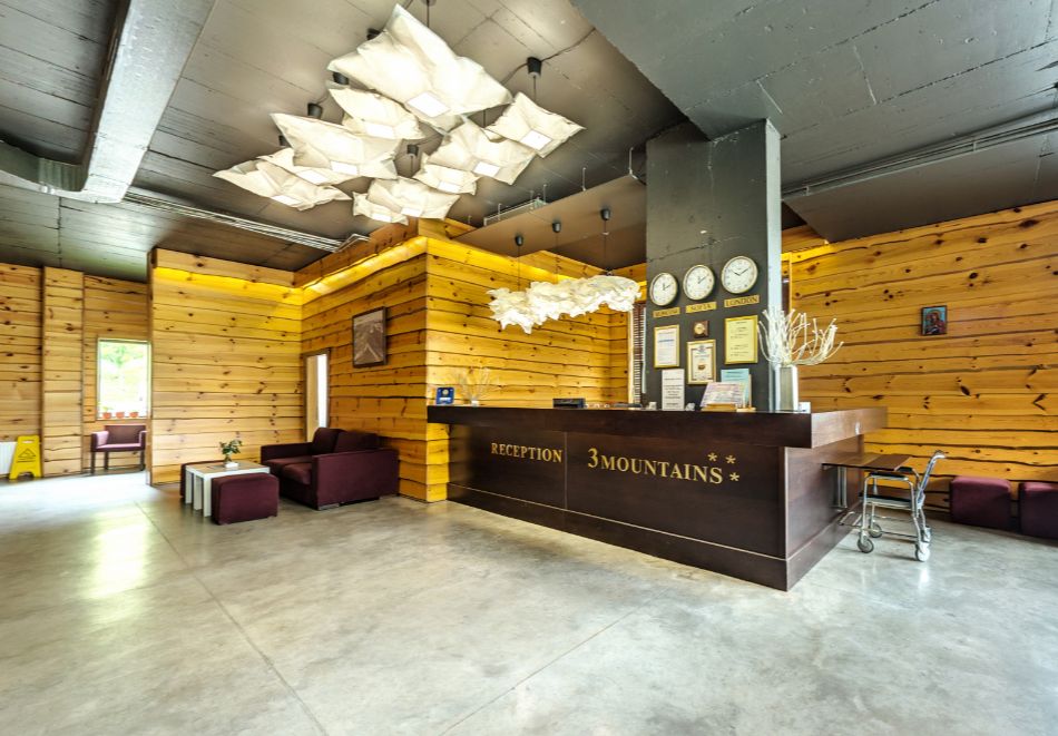 Нощувка на човек със закуска и възможност за вечеря + минерален басейн и релакс пакет в хотел 3 планини, Разлог, снимка 5