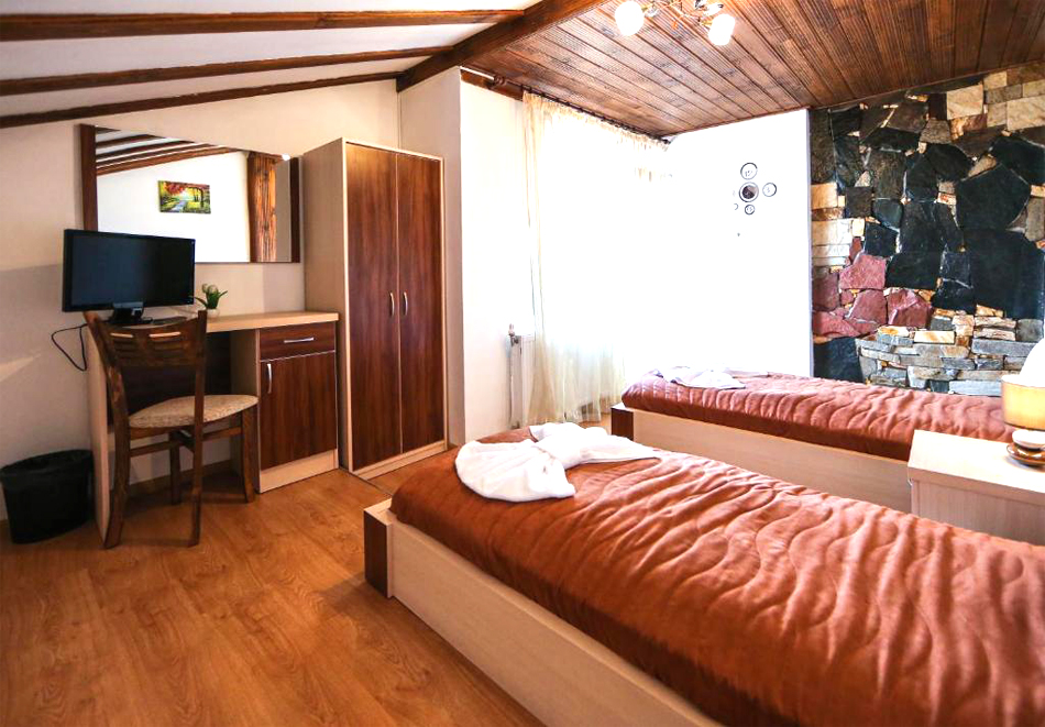 Нощувка на човек от Къща на времето, Огняново, снимка 15