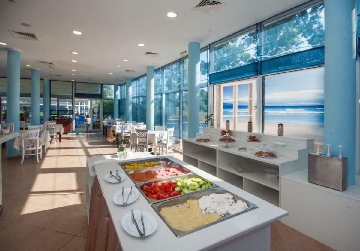 01.06-30.06 на море в Черноморец: Нощувка на човек със закуска и вечеря в Комплекс Блек Сий Стар, къмпинг Градина, снимка 15