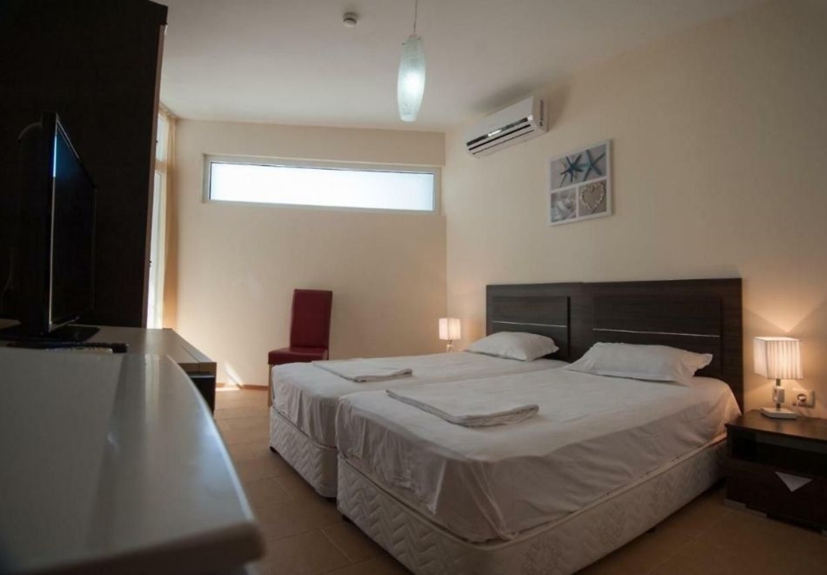 01.06-30.06 на море в Черноморец: Нощувка на човек със закуска и вечеря в Комплекс Блек Сий Стар, къмпинг Градина, снимка 10