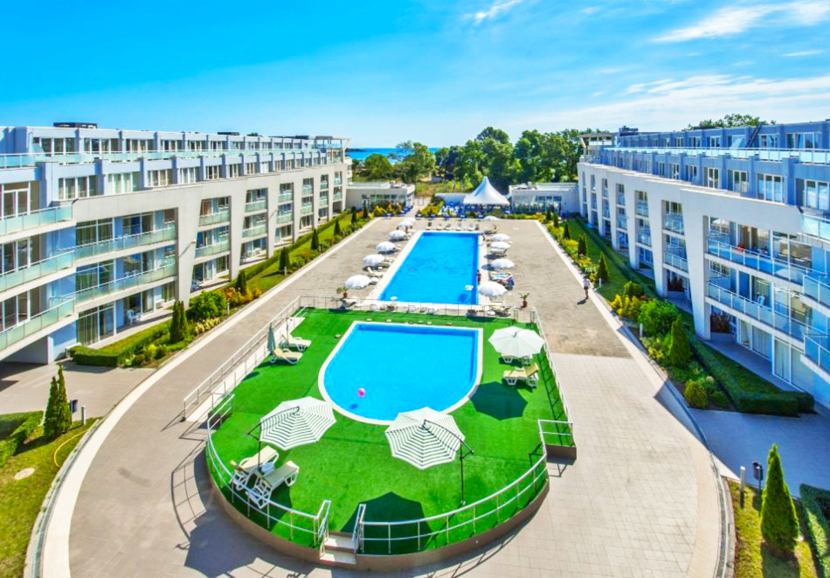 01.06-30.06 на море в Черноморец: Нощувка на човек със закуска и вечеря в Комплекс Блек Сий Стар, къмпинг Градина, снимка 4