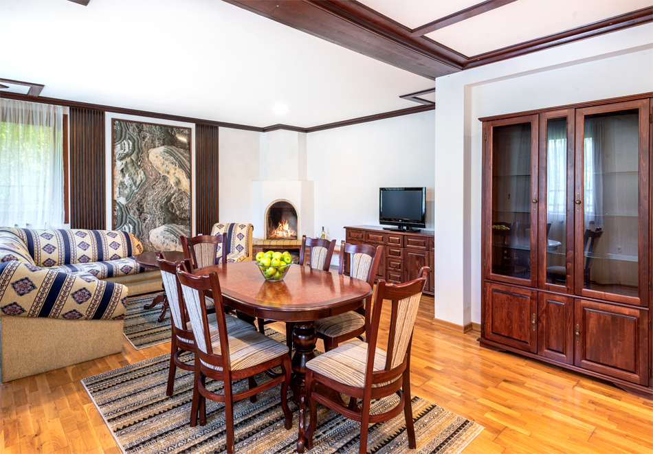 Почивка от април в Девин: Нощувка на човек със закуска и вечеря + вътрешен басейн, външни топила, СПА и Терма зона с минерална вода от хотел Исмена****, снимка 15