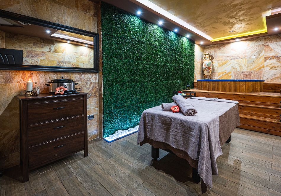 Почивка във Велинград! Нощувка на човек със закуска + термални басейни и СПА в Инфинити Парк Хотел и Спа*****, снимка 10