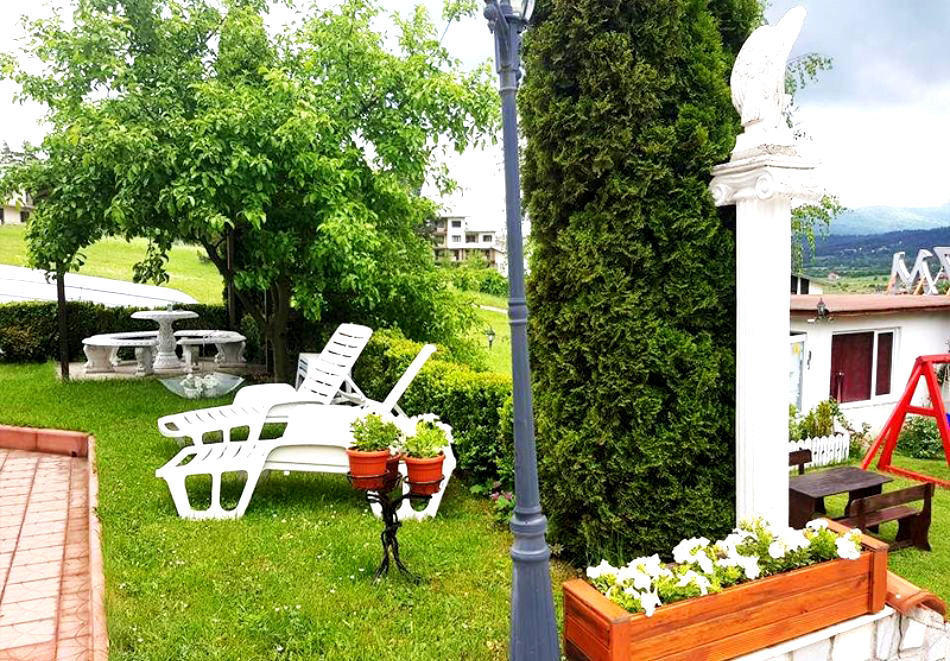 Почивка в Цигов чарк: Нощувка за група от 24 човека и ползване на оборудвана механа от Комплекс 7М, снимка 5