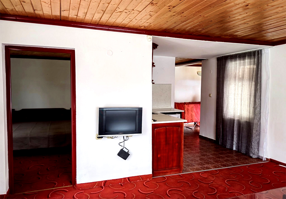 Нова година в Цигов чарк! 3 нощувки за група от 24 човека и ползване на оборудвана механа от Комплекс 7М. Допускат се домашни любимци!, снимка 10