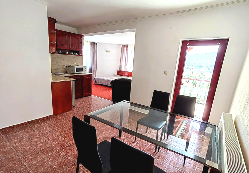 Нова година в Цигов чарк! 3 нощувки за група от 24 човека и ползване на оборудвана механа от Комплекс 7М. Допускат се домашни любимци!, снимка 7