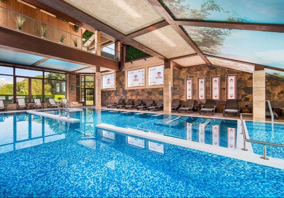 Коледа в Комплекс Тракиец****, с. Житница! 2 нощувки на човек със закуски и две Празнични вечери с програма и DJ + басейн и релакс зона, снимка 3