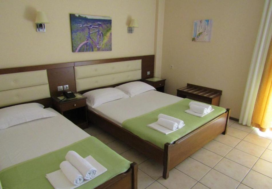 Ранни записвания на 80м. от плажа в хотел Gold Stern***, Паралия Катерини, Гърция! Нощувка на човек със закуска и възможност за вечеря, снимка 5