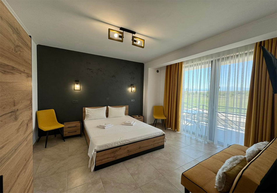 Никулден в Севлиево! 2 нощувки на човек със закуски и Празнична вечеря от Комплекс Христови, снимка 4