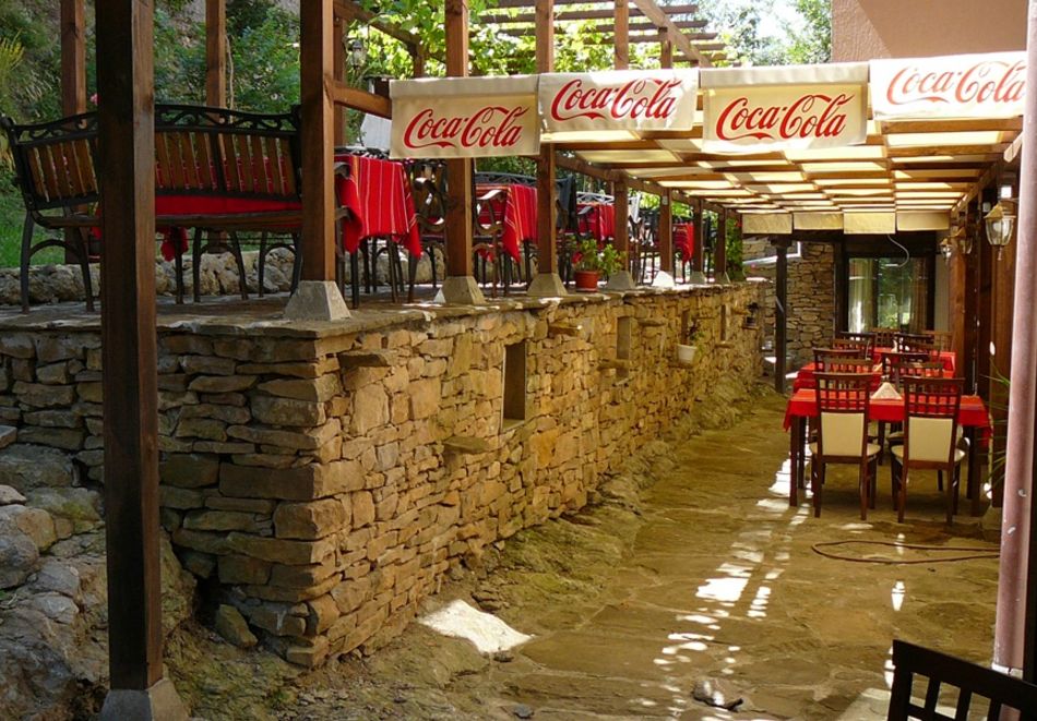 Нова година в Ловеч! 2 или 3 нощувки на човек +  закуски и вечери, едната празнична от хотел Лиани***, снимка 6