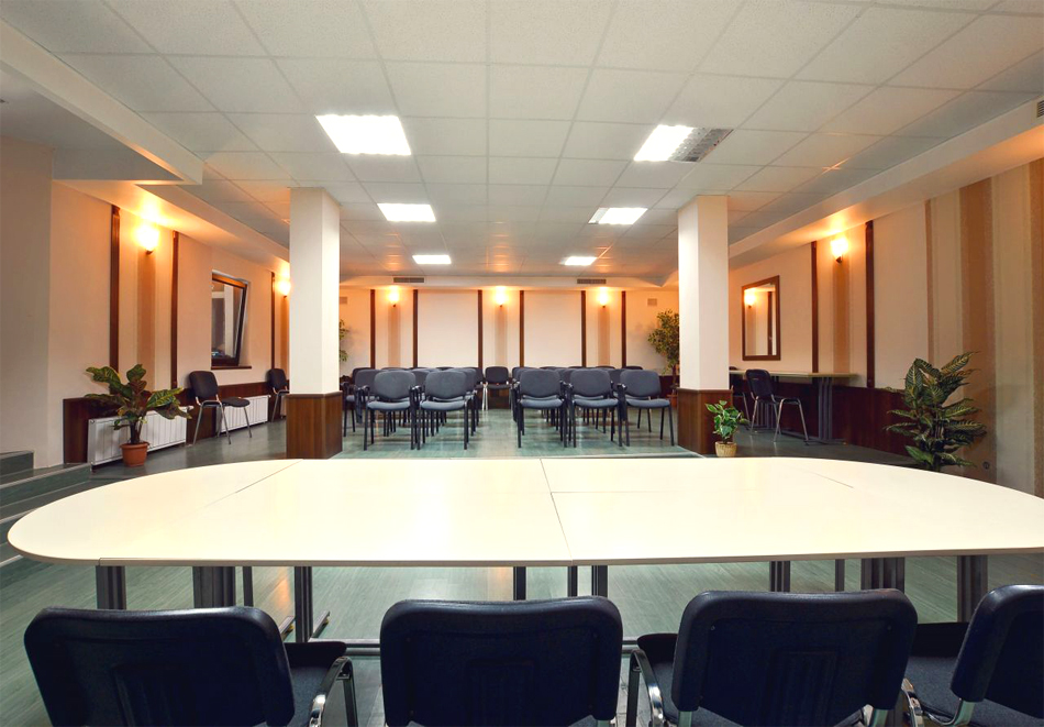 Почивка, до Габрово! Нощувка на човек със закуска или закуска и вечеря от Семеен хотел Фенерите, снимка 9