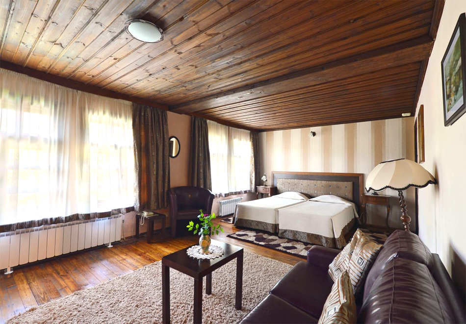 Почивка, до Габрово! Нощувка на човек със закуска или закуска и вечеря от Семеен хотел Фенерите, снимка 7