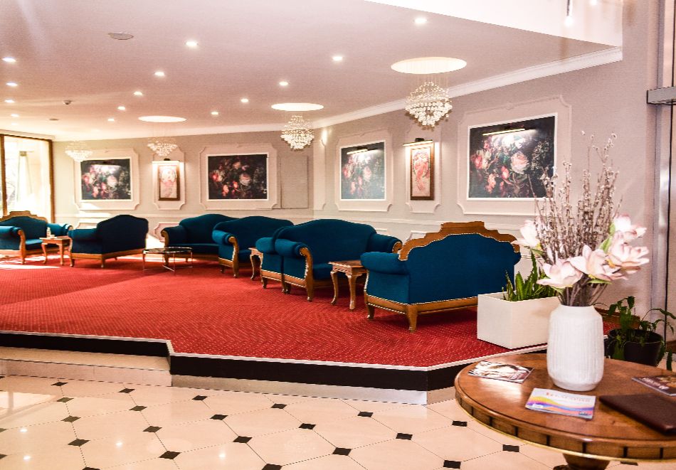 Винен тур край Белоградчик! Нощувка със закуска на човек + дегустация във винарска изба "Магура" - Дълбоко в сърцето на пещерата + басейн с релакс зона в хотел Скалите, снимка 14