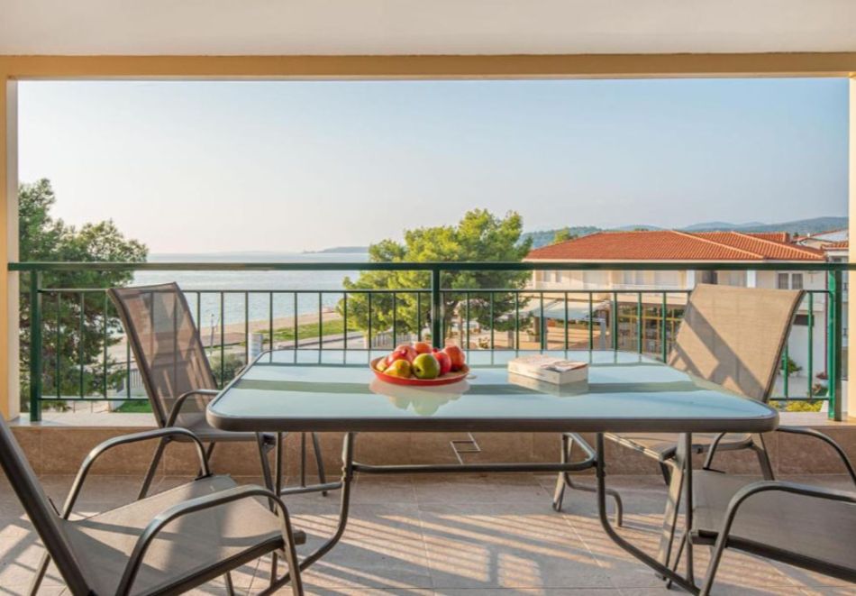 Ранни записвания на първа линия в Toroni Blue Sea Hotel***, Торони, Гърция! Нощувка на човек със закуска и вечеря + басейн. Дете до 6г. безплатно!, снимка 10