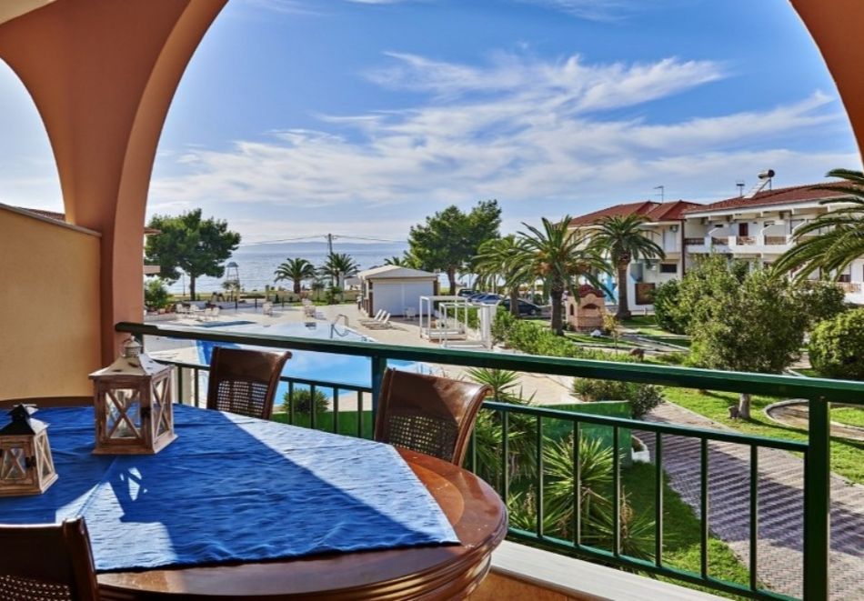 Ранни записвания на първа линия в Toroni Blue Sea Hotel***, Торони, Гърция! Нощувка на човек със закуска и вечеря + басейн. Дете до 6г. безплатно!, снимка 8