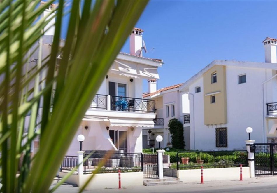 Ранни записвания на първа линия в Toroni Blue Sea Hotel***, Торони, Гърция! Нощувка на човек със закуска и вечеря + басейн. Дете до 6г. безплатно!, снимка 3