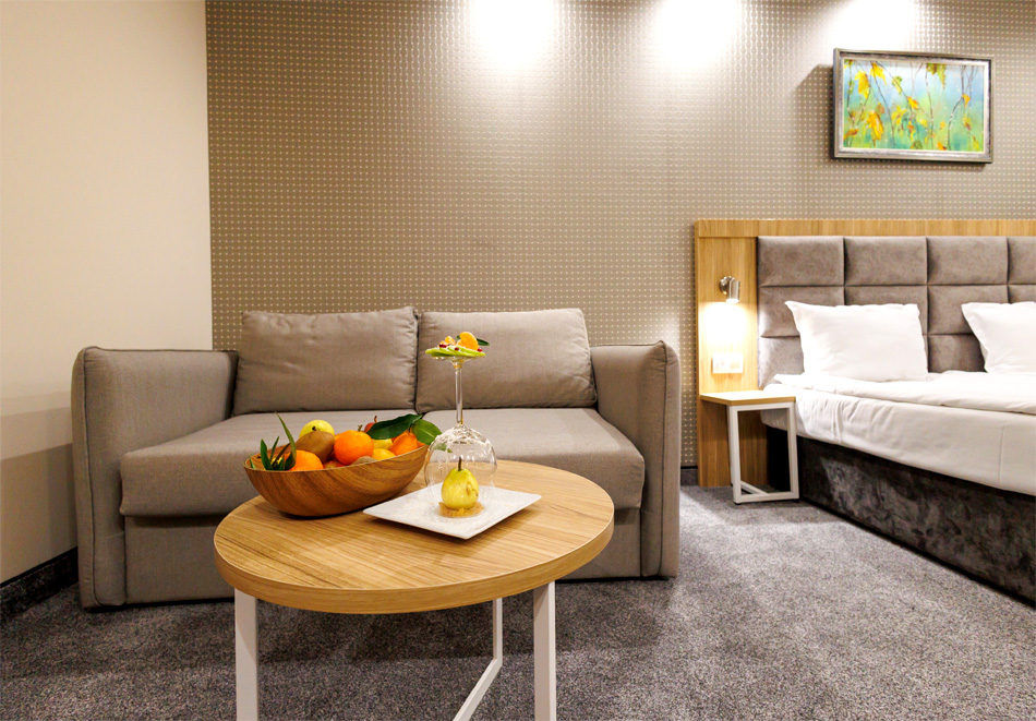 Нова година във Вихрен Роял Палас ****, Банско! 3 нощувки на човек със закуски и вечери, едната Празнична в допълнителната зала на ресторанта + топъл басейн и термална зона., снимка 8