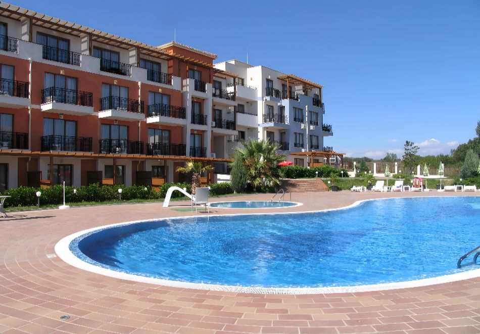 Лято 2026 All inclusive до къмпинг Градина! Дете до 12г и паркинг безплатно от комплекс Парадайс Гардън / Paradise Garden. Вземи -15% сега!, снимка 3