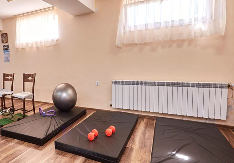 Уикенд в Балнео хотел Божур, с. Минерални Бани! 2 нощувки на човек със закуски, обеди и вечери + вътрешен минерален басейн, парна баня и сауна, снимка 19