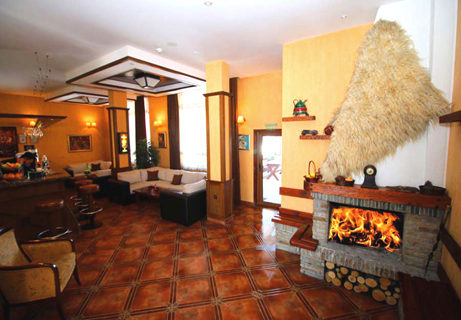 Почивка в Банско: Нощувка на човек със закуска + голям вътрешен басей и релакс зона от хотел Евелина Палас****, снимка 4