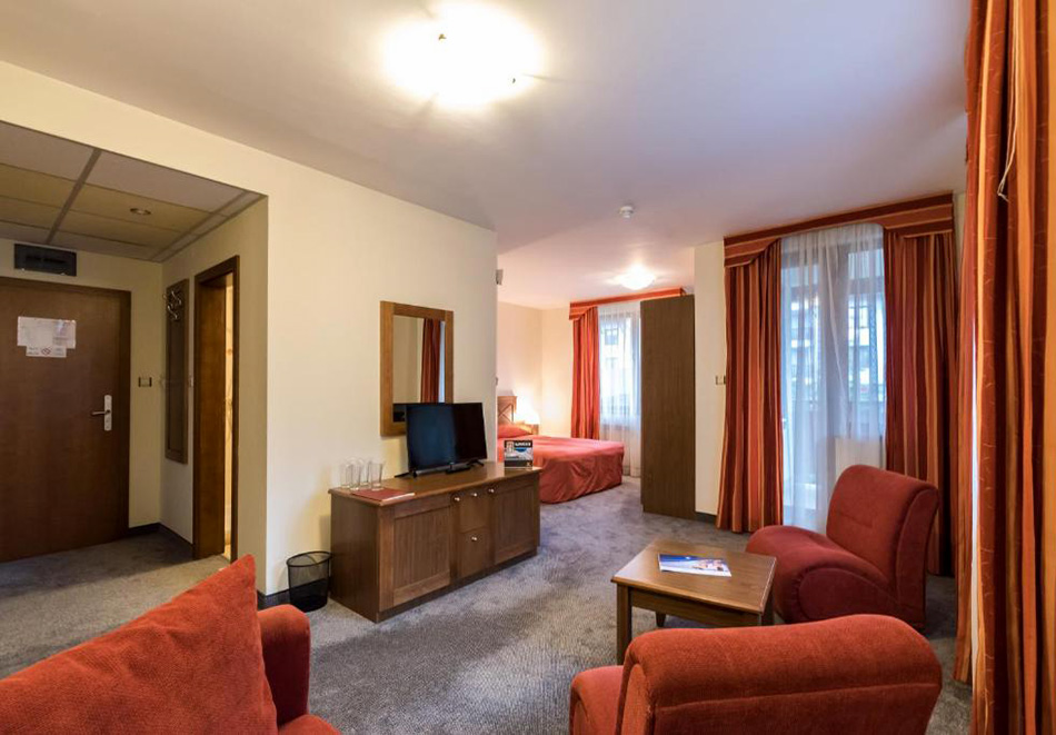 Почивка в Банско: Нощувка на човек със закуска + голям вътрешен басей и релакс зона от хотел Евелина Палас****, снимка 6