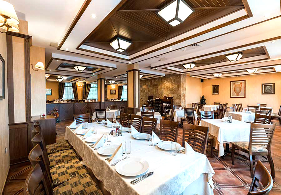 Почивка в Банско: Нощувка на човек със закуска + голям вътрешен басей и релакс зона от хотел Евелина Палас****, снимка 16