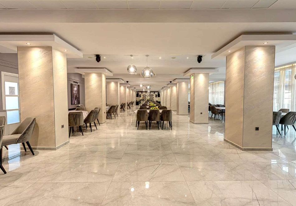 8-ми март в Габрово: 1 или 2 нощувки за двама със закуски и празнична вечеря в хотел Балкан, снимка 13