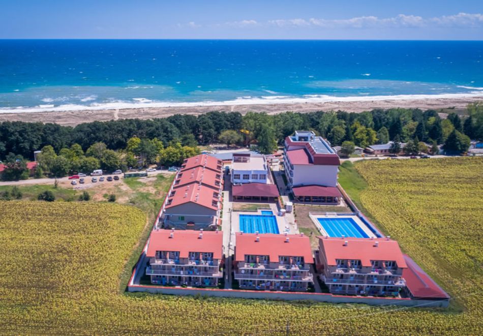 Летен релакс в Шкорпиловци: Нощувка с възможност за закуска и вечеря, от МДЛ Морски дюни, снимка 3